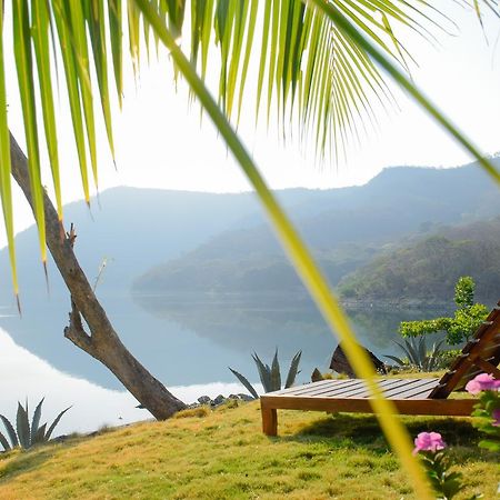 Apoyo Lodge La Laguna Екстер'єр фото